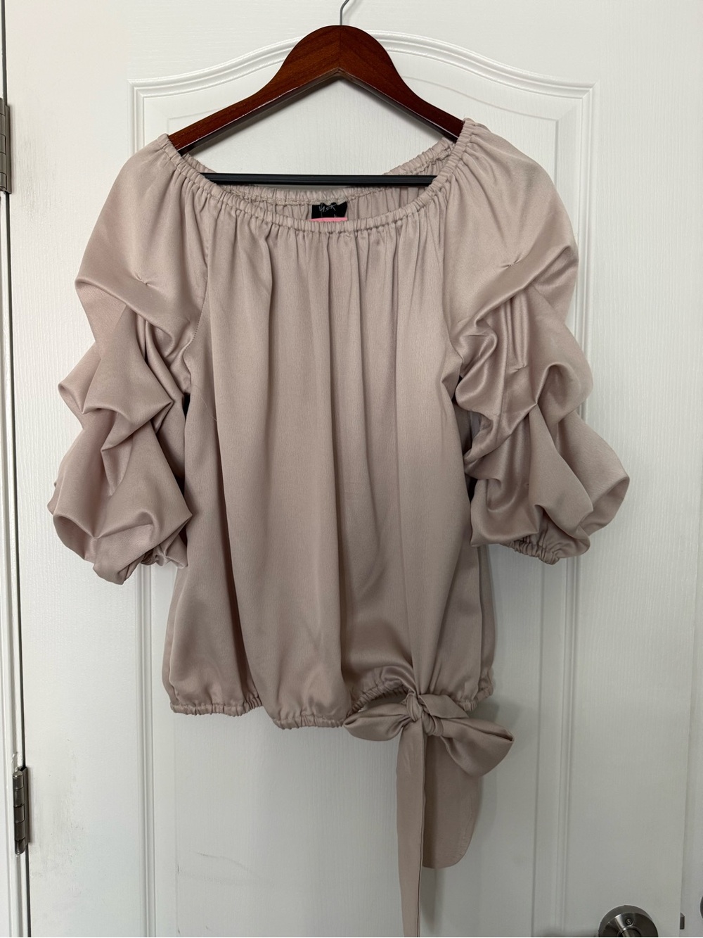 NWT MSK Light Tan Satin Off-Shoulder Ruffle Sleeve Blouse with Tie Size: L